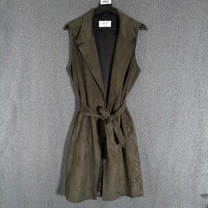 Aritzia Babaton Malley Vest Tuscan Olive Vegan Suede  - Women's Size M - Green